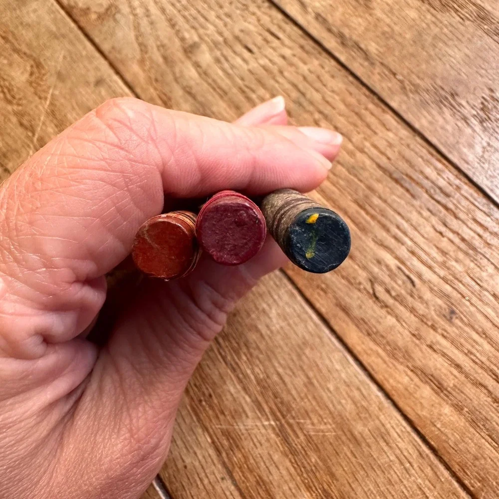 Retired Crayola Crayons Lot Indian Red, Mulberry, Teal Blue – Binney & Smith USA